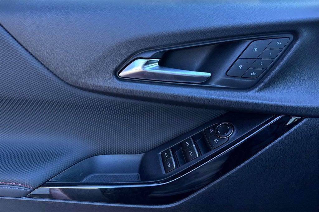 new 2026 Chevrolet Equinox car, priced at $38,247