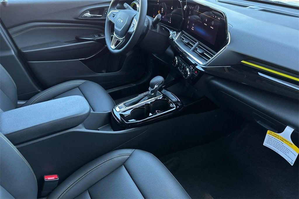 new 2025 Chevrolet Trax car, priced at $25,760