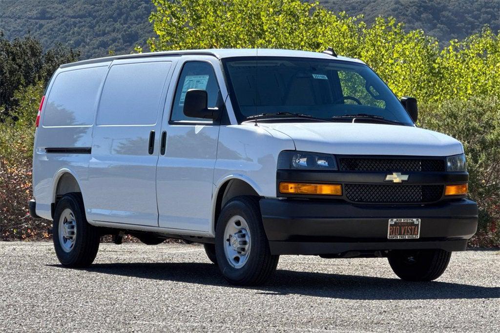 new 2025 Chevrolet Express 2500 car, priced at $45,304