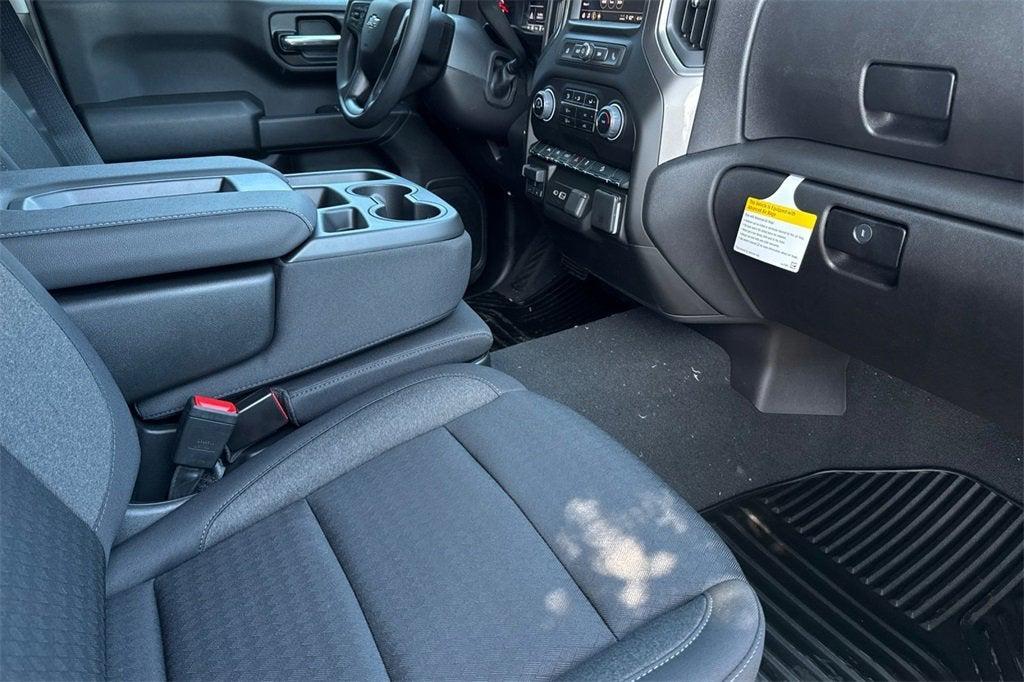 new 2025 Chevrolet Silverado 1500 car, priced at $54,057
