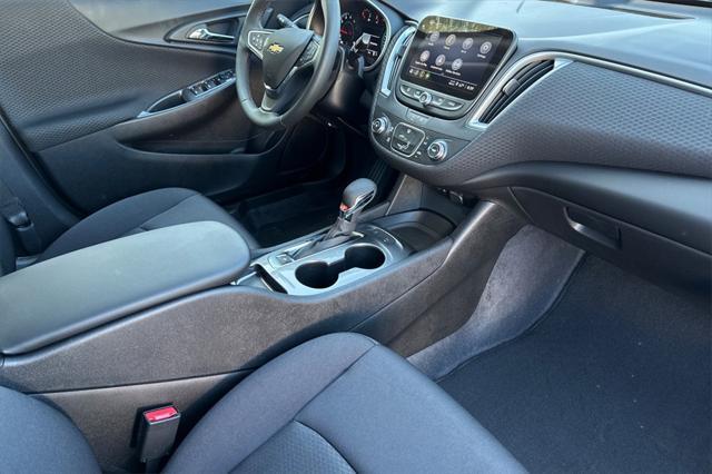 new 2025 Chevrolet Malibu car, priced at $27,995