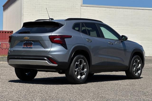 new 2025 Chevrolet Trax car, priced at $25,234