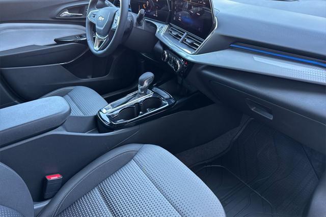 new 2025 Chevrolet Trax car, priced at $25,234