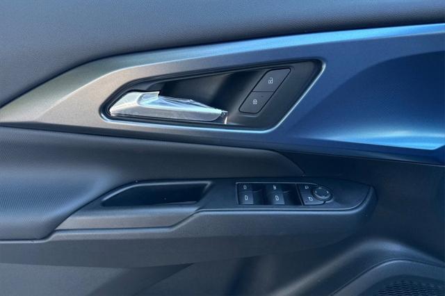 new 2025 Chevrolet Equinox EV car, priced at $40,380