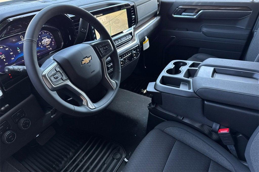 new 2025 Chevrolet Silverado 1500 car, priced at $48,321