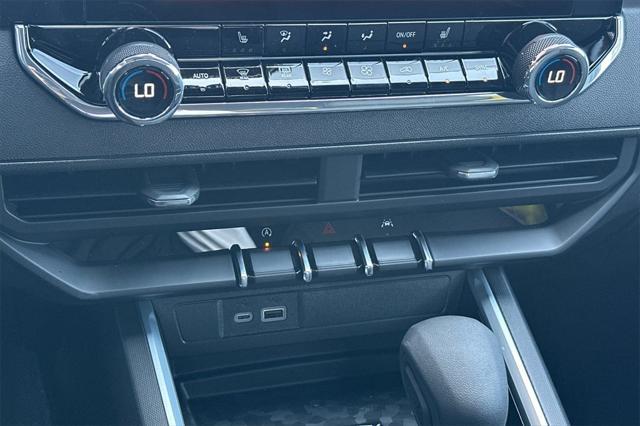 new 2025 Chevrolet Colorado car, priced at $47,035
