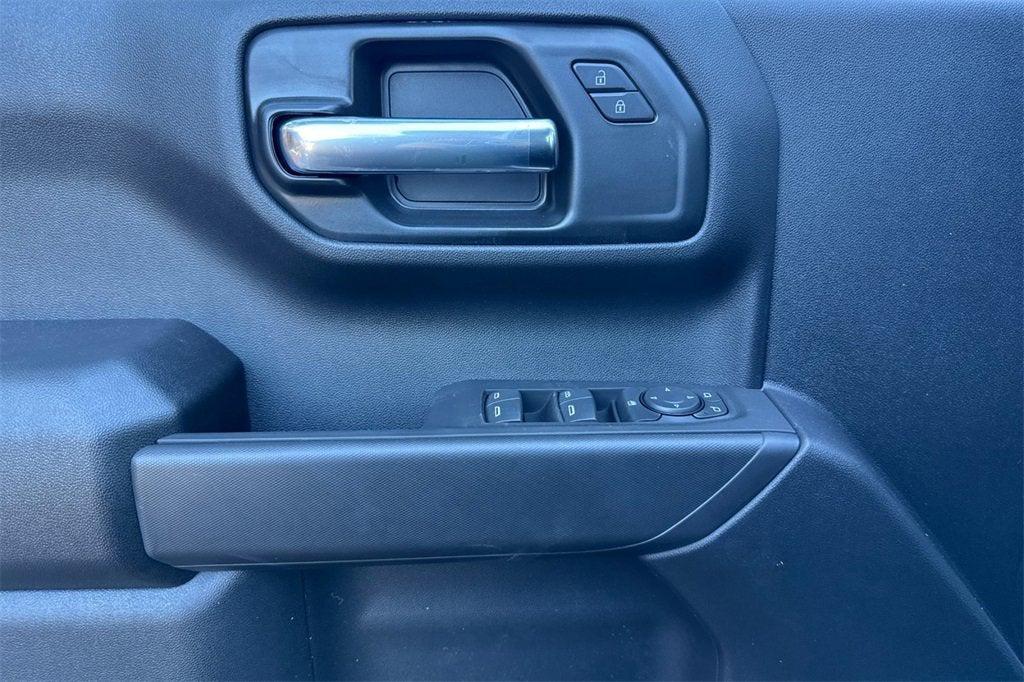 new 2025 Chevrolet Silverado 1500 car, priced at $52,716