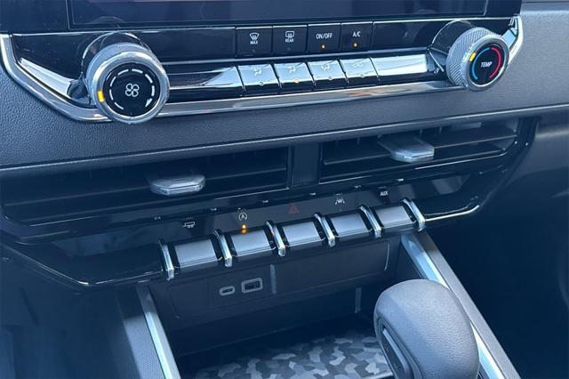 new 2025 Chevrolet Colorado car, priced at $34,815