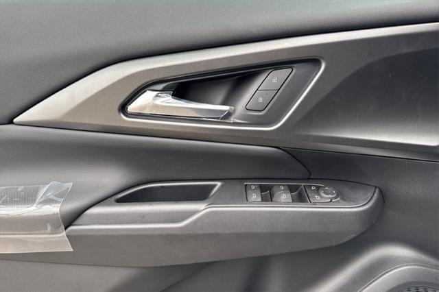 new 2025 Chevrolet Equinox EV car, priced at $37,290
