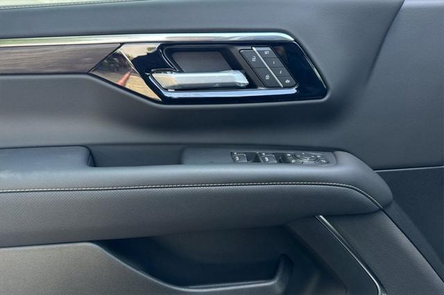new 2025 Chevrolet Suburban car, priced at $88,698