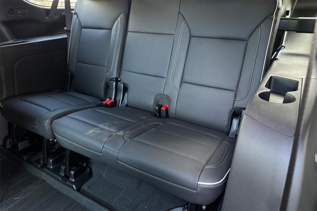 new 2025 Chevrolet Suburban car, priced at $88,698
