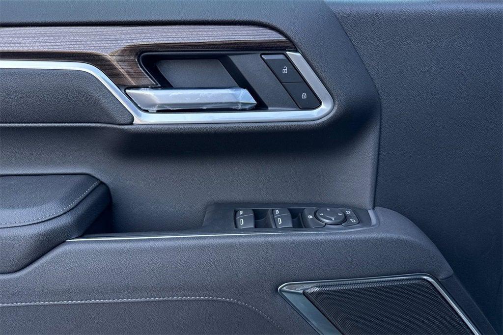 new 2025 Chevrolet Silverado 1500 car, priced at $48,321