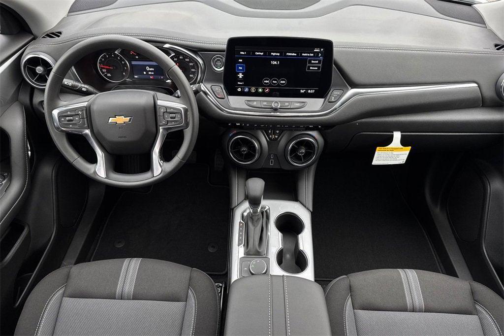 new 2025 Chevrolet Blazer car, priced at $36,409