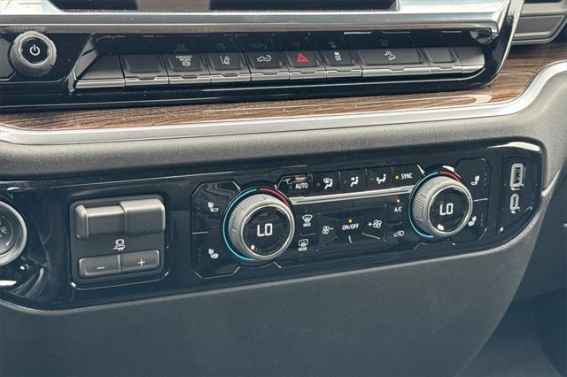 new 2025 Chevrolet Silverado 2500 car, priced at $72,640