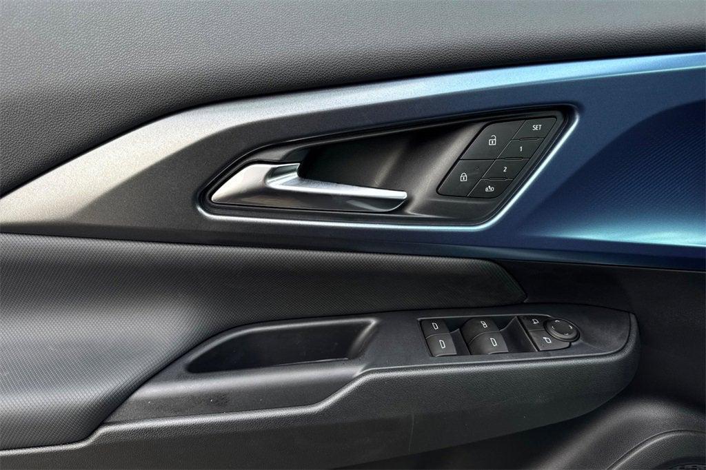 new 2026 Chevrolet Equinox EV car, priced at $40,895