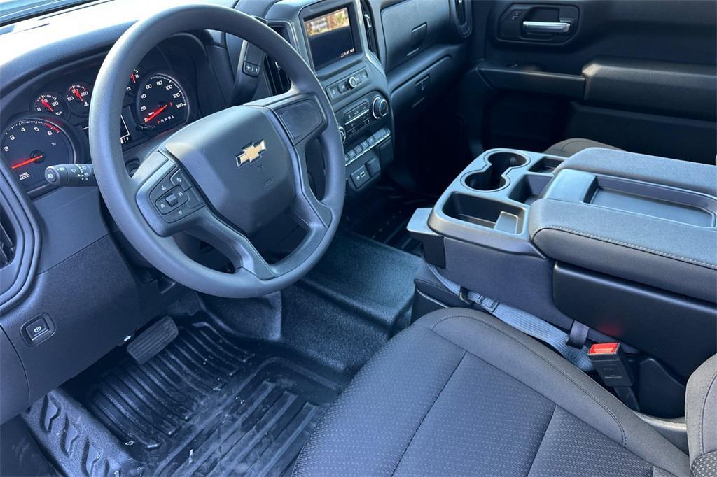 new 2025 Chevrolet Silverado 2500 car, priced at $47,290