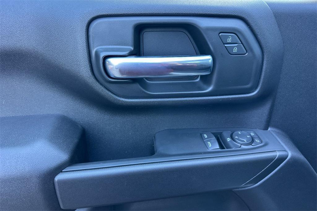 new 2025 Chevrolet Silverado 2500 car, priced at $47,290