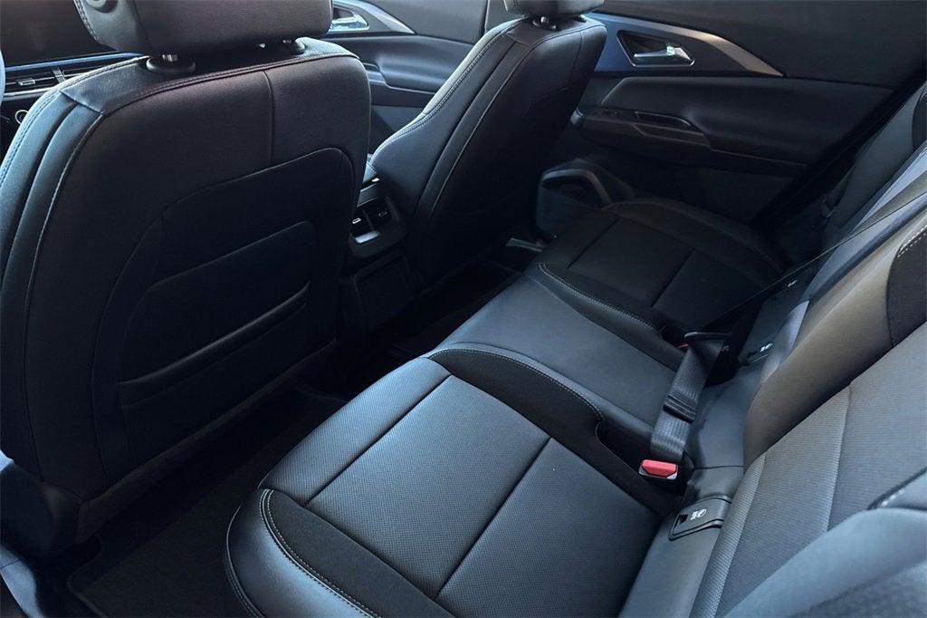new 2025 Chevrolet Equinox EV car, priced at $39,719