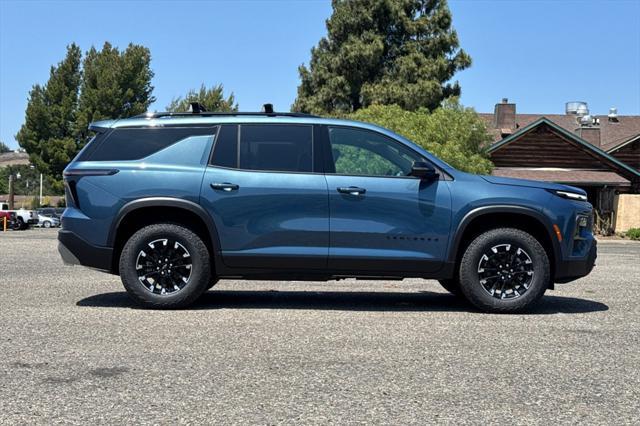 new 2025 Chevrolet Traverse car, priced at $49,013