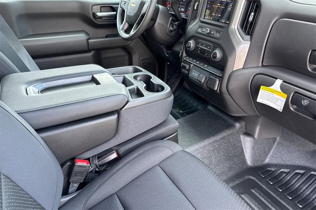 new 2025 Chevrolet Silverado 1500 car, priced at $44,183