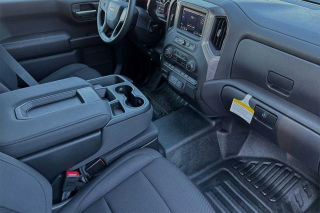 new 2025 Chevrolet Silverado 1500 car, priced at $43,095