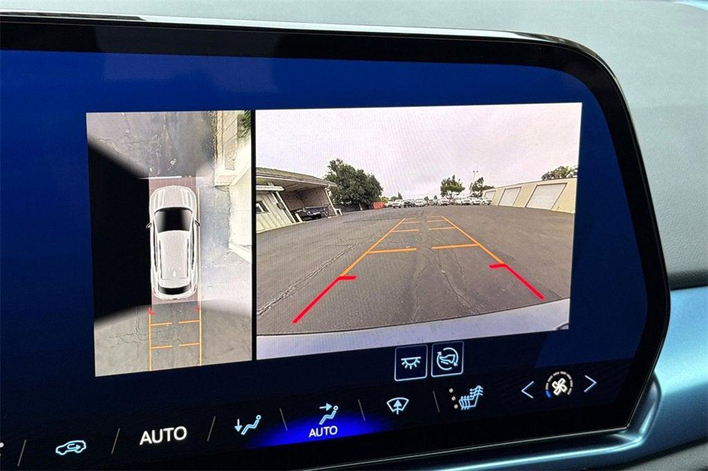 new 2025 Chevrolet Equinox EV car, priced at $39,719