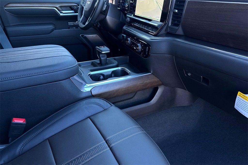 new 2025 Chevrolet Silverado 1500 car, priced at $67,601
