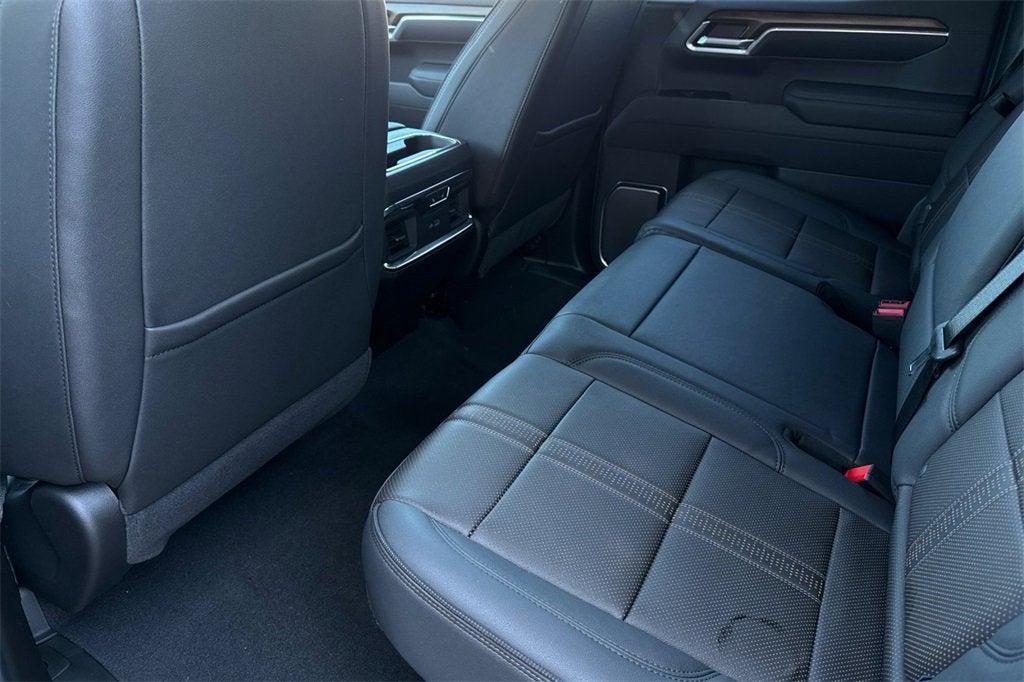 new 2025 Chevrolet Silverado 1500 car, priced at $67,601