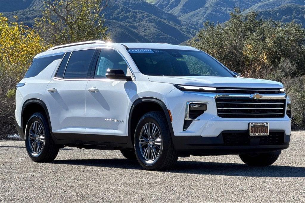 new 2025 Chevrolet Traverse car, priced at $39,995