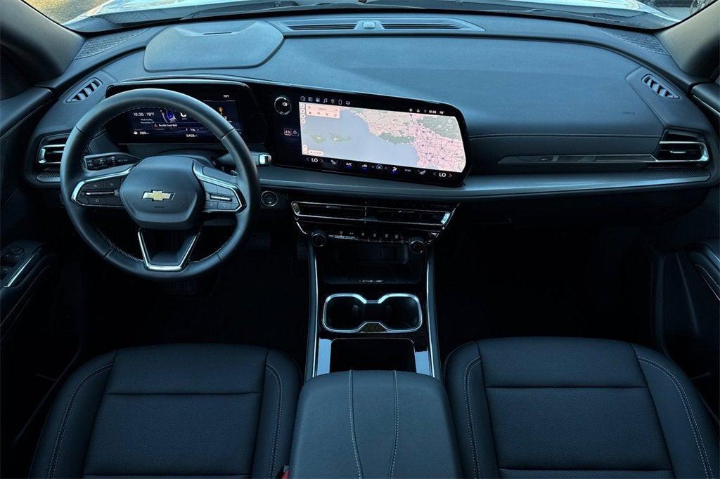 new 2025 Chevrolet Traverse car, priced at $39,995