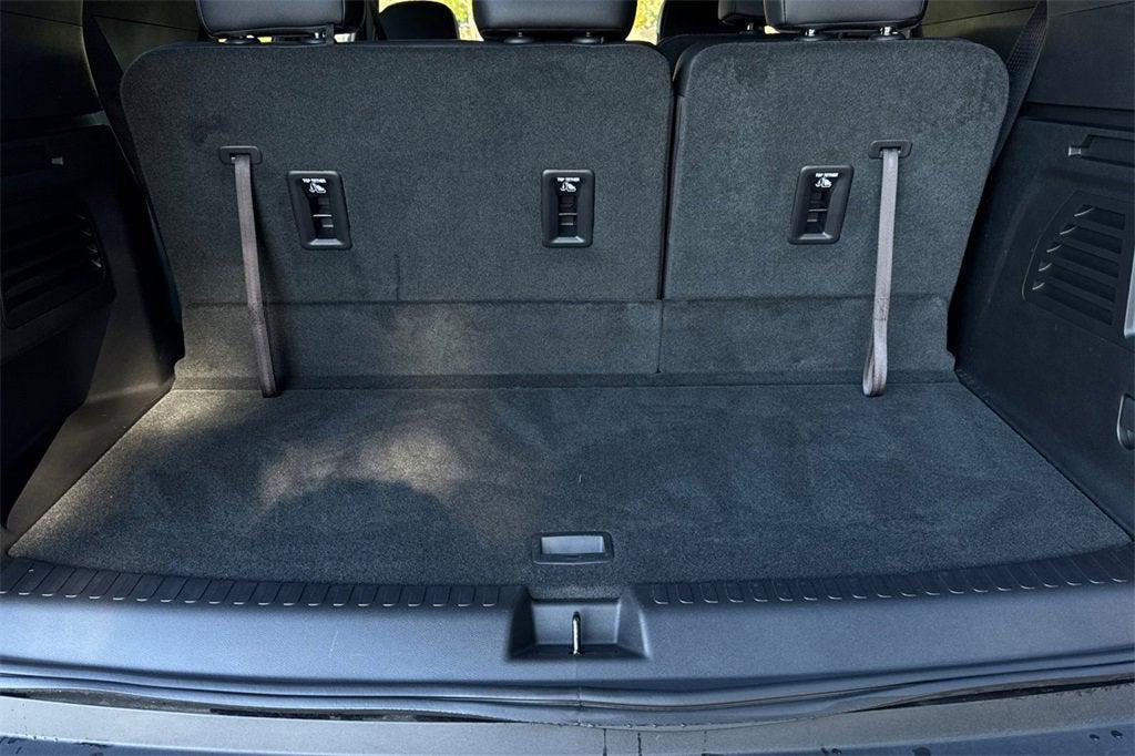 new 2025 Chevrolet Traverse car, priced at $39,995