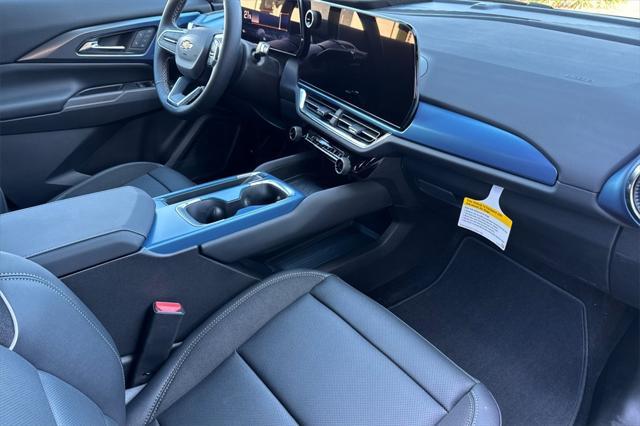 new 2025 Chevrolet Equinox EV car, priced at $42,089