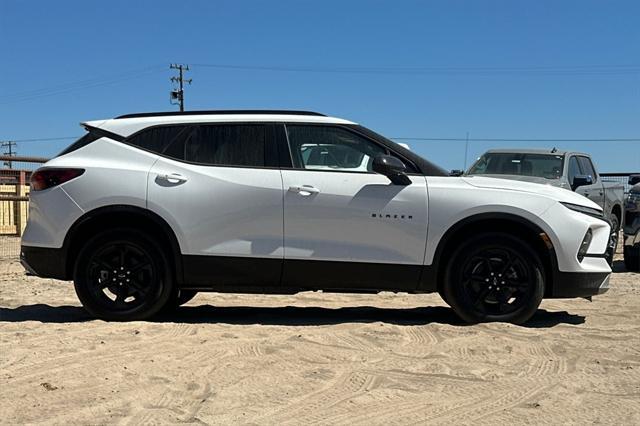 new 2025 Chevrolet Blazer car, priced at $39,060