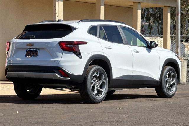 new 2025 Chevrolet Trax car, priced at $24,211
