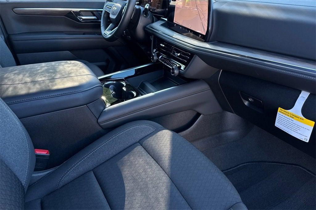 new 2025 Chevrolet Suburban car, priced at $65,989