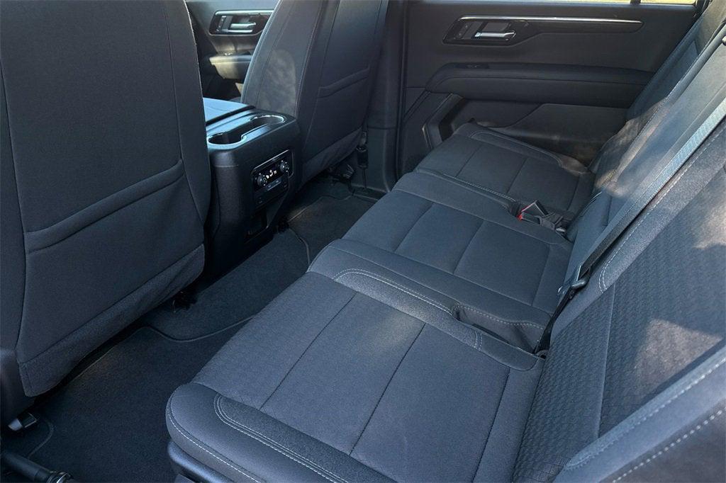 new 2025 Chevrolet Suburban car, priced at $65,989