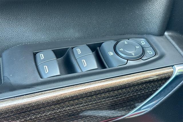 used 2022 Chevrolet Silverado 1500 car, priced at $43,763