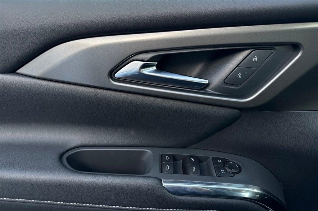 new 2026 Chevrolet Traverse car, priced at $44,259