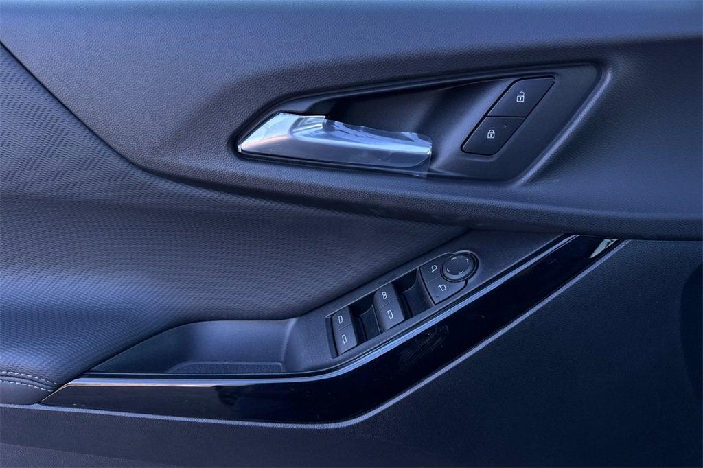 new 2026 Chevrolet Equinox car, priced at $32,792