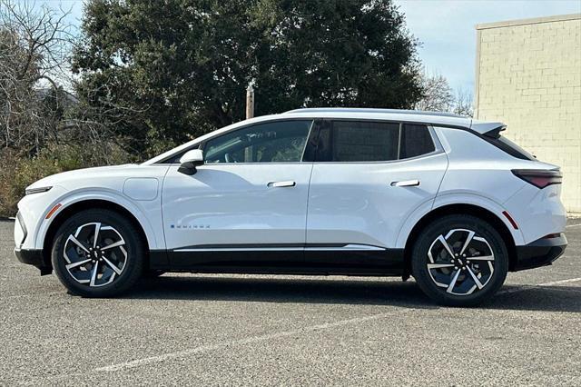 new 2025 Chevrolet Equinox car, priced at $43,295