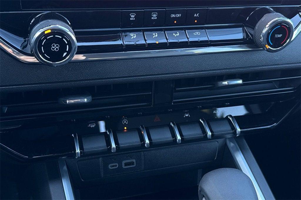 new 2026 Chevrolet Colorado car, priced at $34,245