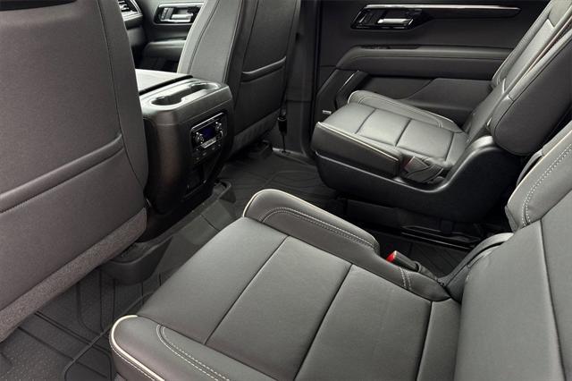 new 2025 Chevrolet Suburban car, priced at $93,213