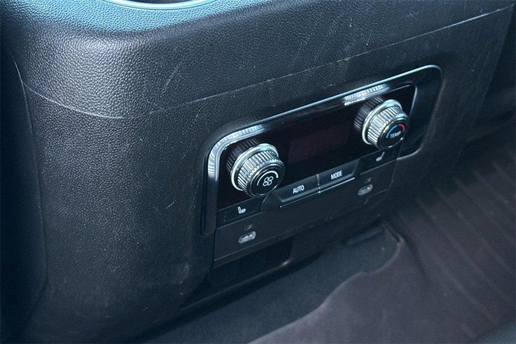 used 2024 GMC Yukon XL car, priced at $71,763