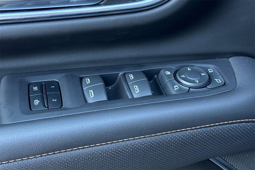 used 2024 GMC Yukon XL car, priced at $71,763
