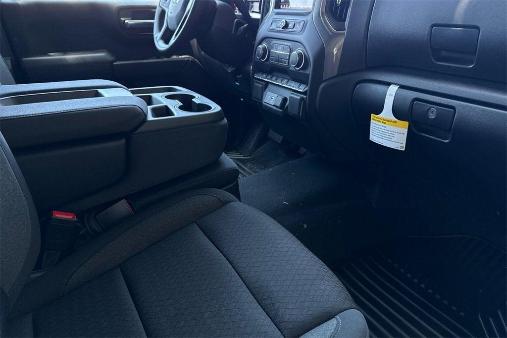 new 2025 Chevrolet Silverado 1500 car, priced at $52,949