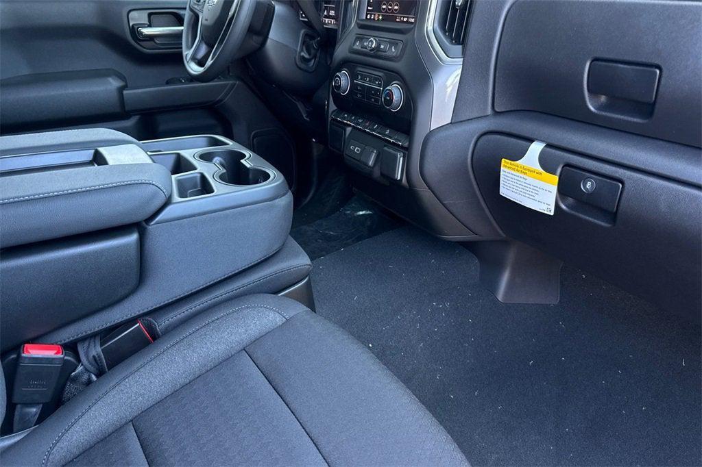 new 2025 Chevrolet Silverado 1500 car, priced at $53,077