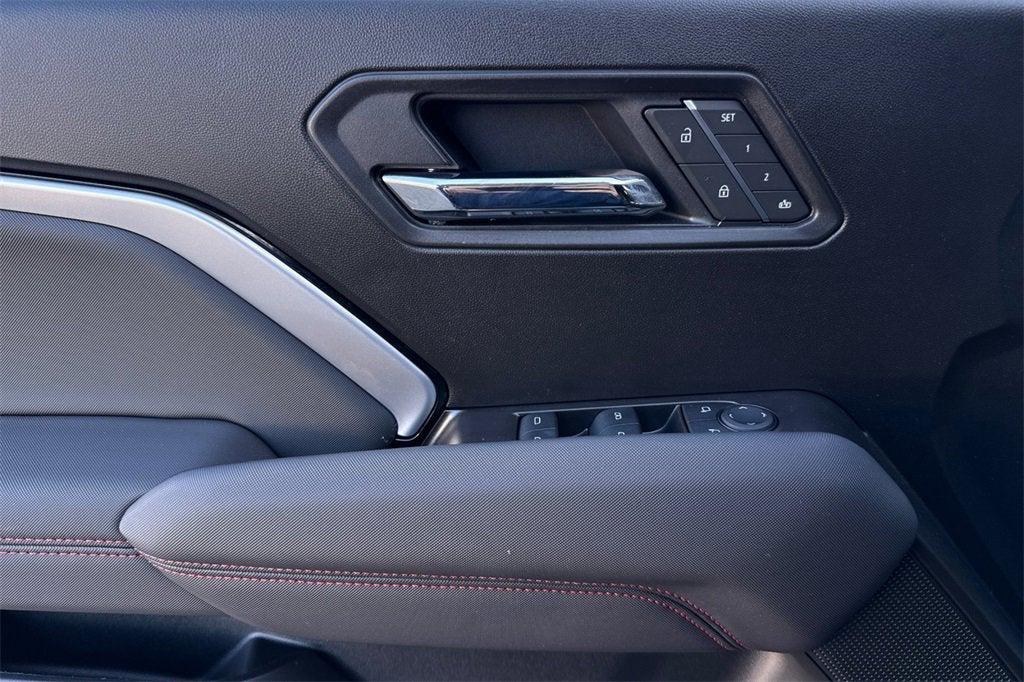 new 2025 Chevrolet Colorado car, priced at $43,491