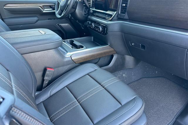 new 2025 Chevrolet Silverado 3500 car, priced at $93,660