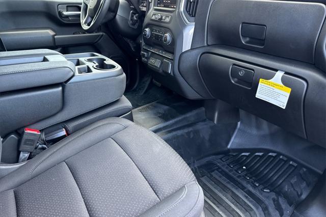 new 2025 Chevrolet Silverado 2500 car, priced at $49,728