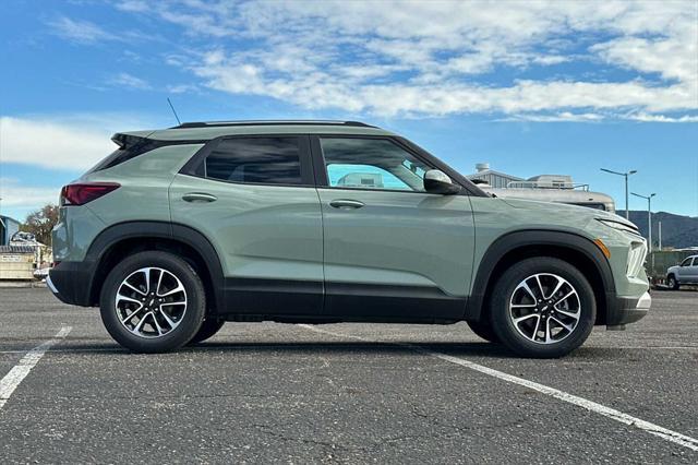 new 2025 Chevrolet TrailBlazer car, priced at $25,595